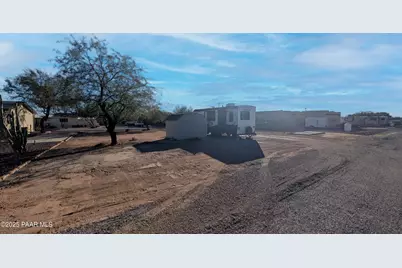 30654 Sun Rider Way, Congress, AZ 85332 - Photo 8