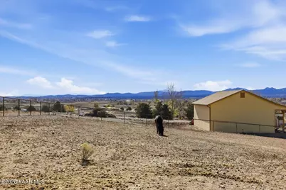 25860 N Cabernet Lane, Paulden, AZ 86334 - Photo 38