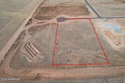 10143 E Songbird Way, Prescott Valley, AZ 86315 - Photo 1