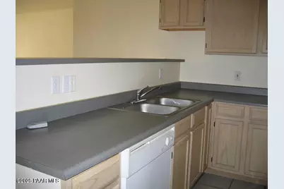 7174 E Dodge Circle #A, Prescott Valley, AZ 86314 - Photo 2