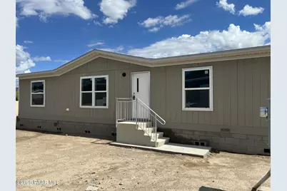 19500 E Gregory Street #16, Black Canyon City, AZ 85324 - Photo 1
