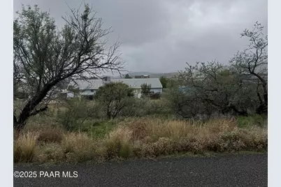 20027 E Ocotillo Drive, Mayer, AZ 86333 - Photo 1