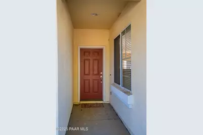 7677 E Shimmer Lane, Prescott Valley, AZ 86315 - Photo 6