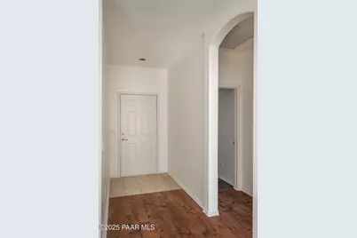 7677 E Shimmer Lane, Prescott Valley, AZ 86315 - Photo 8