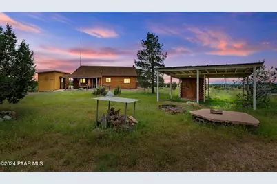 9797 W Rocky Rabbit Road, Ash Fork, AZ 86320 - Photo 2