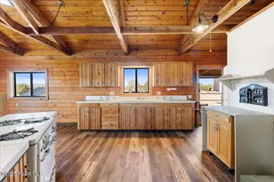 9797 W Rocky Rabbit Rd, Ash Fork, AZ 86320 - Photo 8