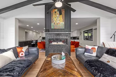 253 S Willow Street, Prescott, AZ 86303 - Photo 1