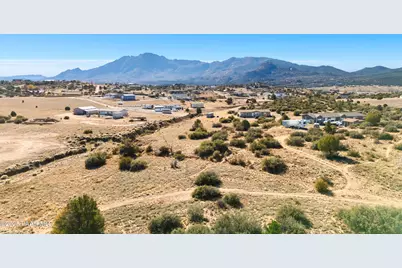 4665 W Iron Horse Trail, Prescott, AZ 86305 - Photo 2