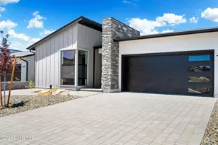 1326 Rockwood Dr, Prescott, AZ 86305 - Photo 2