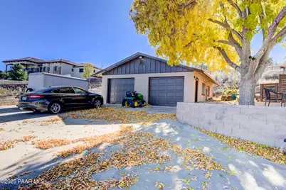 715 N Lakeview Drive, Prescott, AZ 86301 - Photo 2