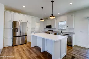 280 N Old Coach Trail, Dewey-Humboldt, AZ 86327 - Photo 2