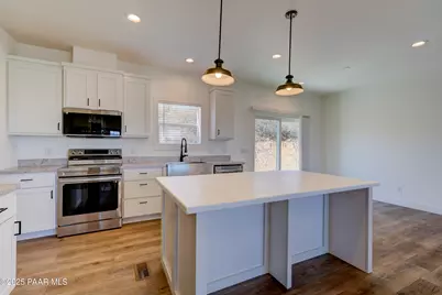 280 N Old Coach Trail, Dewey-Humboldt, AZ 86327 - Photo 6