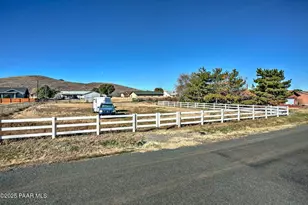 3250 N Mountain View Dr, Prescott Valley, AZ 86314 - Photo 28