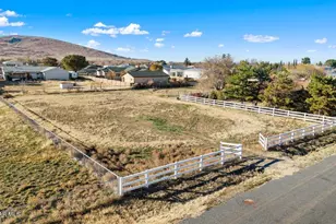 3250 N Mountain View Dr, Prescott Valley, AZ 86314 - Photo 30