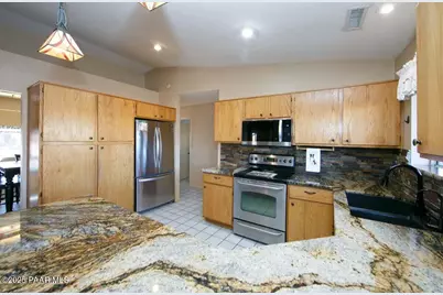 3250 N Mountain View Drive, Prescott Valley, AZ 86314 - Photo 10