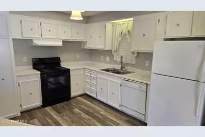 10330 Manzanita Trail, Dewey-Humboldt, AZ 86327 - Photo 14