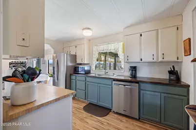 200 S Mountain View Road, Chino Valley, AZ 86323 - Photo 14