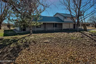 125 E Harpson Trail, Paulden, AZ 86334 - Photo 2