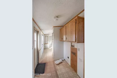 9187 E Whipsaw Lane, Prescott Valley, AZ 86314 - Photo 16