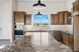 7760 N Copperfield Pkwy, Prescott Valley, AZ 86315 - Photo 10