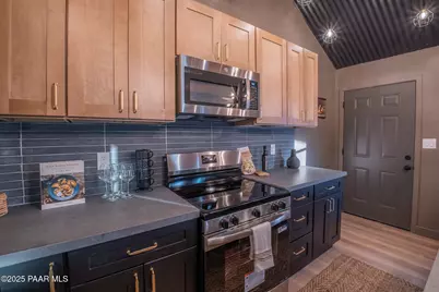 571 Lincoln Avenue, Prescott, AZ 86301 - Photo 6