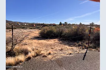 8565 S Donegal Drive, Wilhoit, AZ 86332 - Photo 4