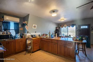 16928 W Trap Rd, Kirkland, AZ 86332 - Photo 10