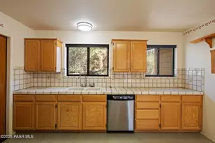 1949 Upper Crestview Dr, Prescott, AZ 86305 - Photo 8