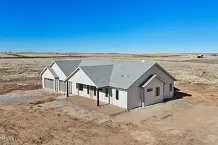 6424 E Copperfield Dr, Prescott Valley, AZ 86315 - Photo 2