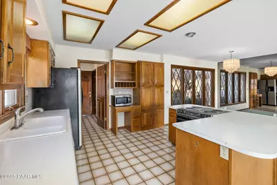 11545 E Manzanita Trail, Dewey-Humboldt, AZ 86327 - Photo 12