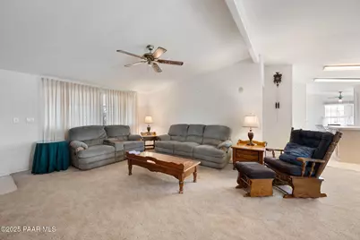 24945 N San Francisco Street, Paulden, AZ 86334 - Photo 8