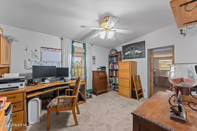 30040 W Redbird Road, Wittmann, AZ 85361 - Photo 16