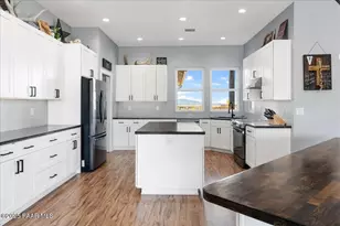 10660 E Colt Rd, Prescott Valley, AZ 86315 - Photo 16