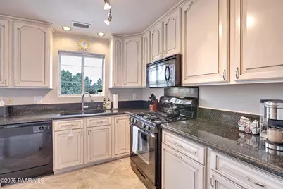 1979 Sherwood Drive, Prescott, AZ 86303 - Photo 8