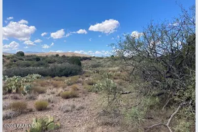 20861 E Park View Lane, Cordes Lakes, AZ 86333 - Photo 12