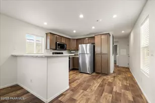 689 Whipple St, Prescott, AZ 86301 - Photo 10