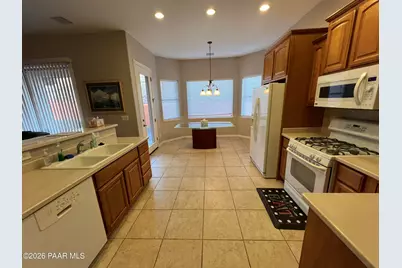 7510 N Outlook Lane, Prescott Valley, AZ 86315 - Photo 6