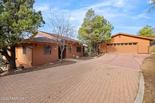 2394 Oakwood Dr, Prescott, AZ 86305 - Photo 2