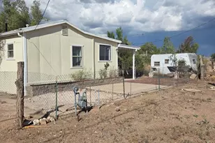 22205 W Old Hwy 66 Rd, Seligman, AZ 86337 - Photo 4