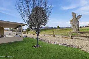 864 N Cowboy Circle, Dewey-Humboldt, AZ 86327 - Photo 10