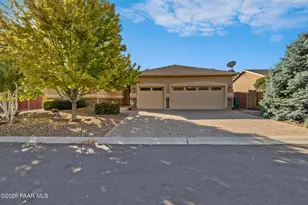 6471 E Falon Ln, Prescott Valley, AZ 86314 - Photo 2