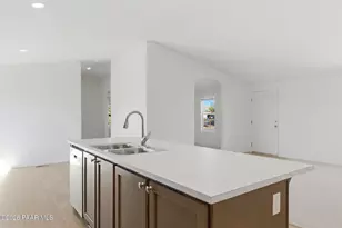 20901 E Park View Ln, Cordes Lakes, AZ 86333 - Photo 16