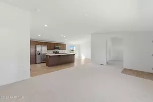 20901 E Park View Ln, Cordes Lakes, AZ 86333 - Photo 10