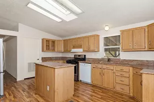 724 N Mesquite Tree Dr, Dewey-Humboldt, AZ 86327 - Photo 6