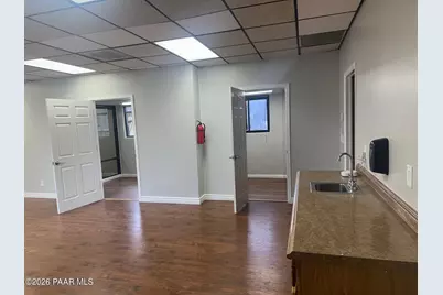 637 W Hillside (A Wing) Avenue, Prescott, AZ 86301 - Photo 2