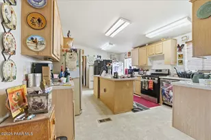 2575 W Annie Rd, Paulden, AZ 86334 - Photo 6