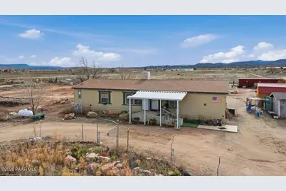 2575 W Annie Road, Paulden, AZ 86334 - Photo 2