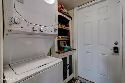 349 S Road 1 W #B9, Chino Valley, AZ 86323 - Photo 14