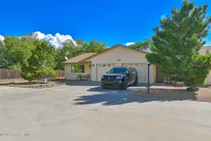 860 S Road 1 S, Chino Valley, AZ 86323 - Photo 16