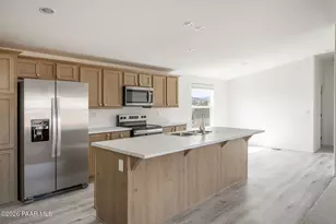 20921 E Park View Ln, Cordes Lakes, AZ 86333 - Photo 6